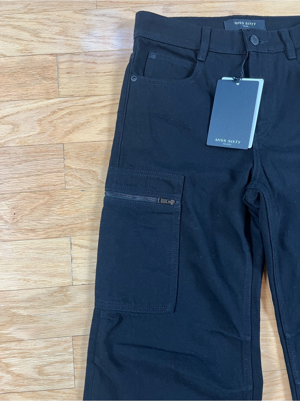 NWT MISS SIXTY Black Flared Cargo Denim Jeans with Zipper Pockets in Size XS - Picture 5 of 16